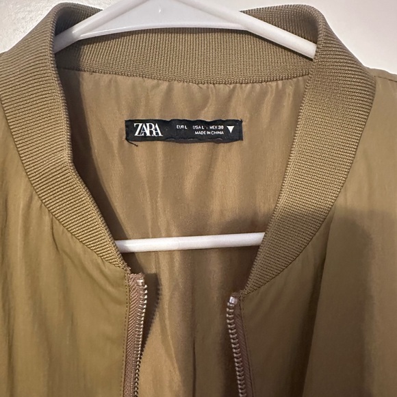 NWOT Zara Puffer Jacket - Picture 4 of 6